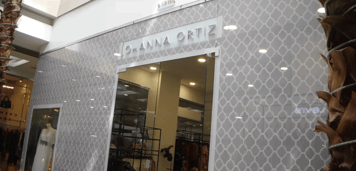 La colombiana Johanna Ortiz desembarca en Selfridges y renueva su alianza con Net-a- porter para crecer un 20% La colombiana Johanna Ortiz desembarca en Selfridges y renueva su alianza con Net-a- porter para crecer un 20%